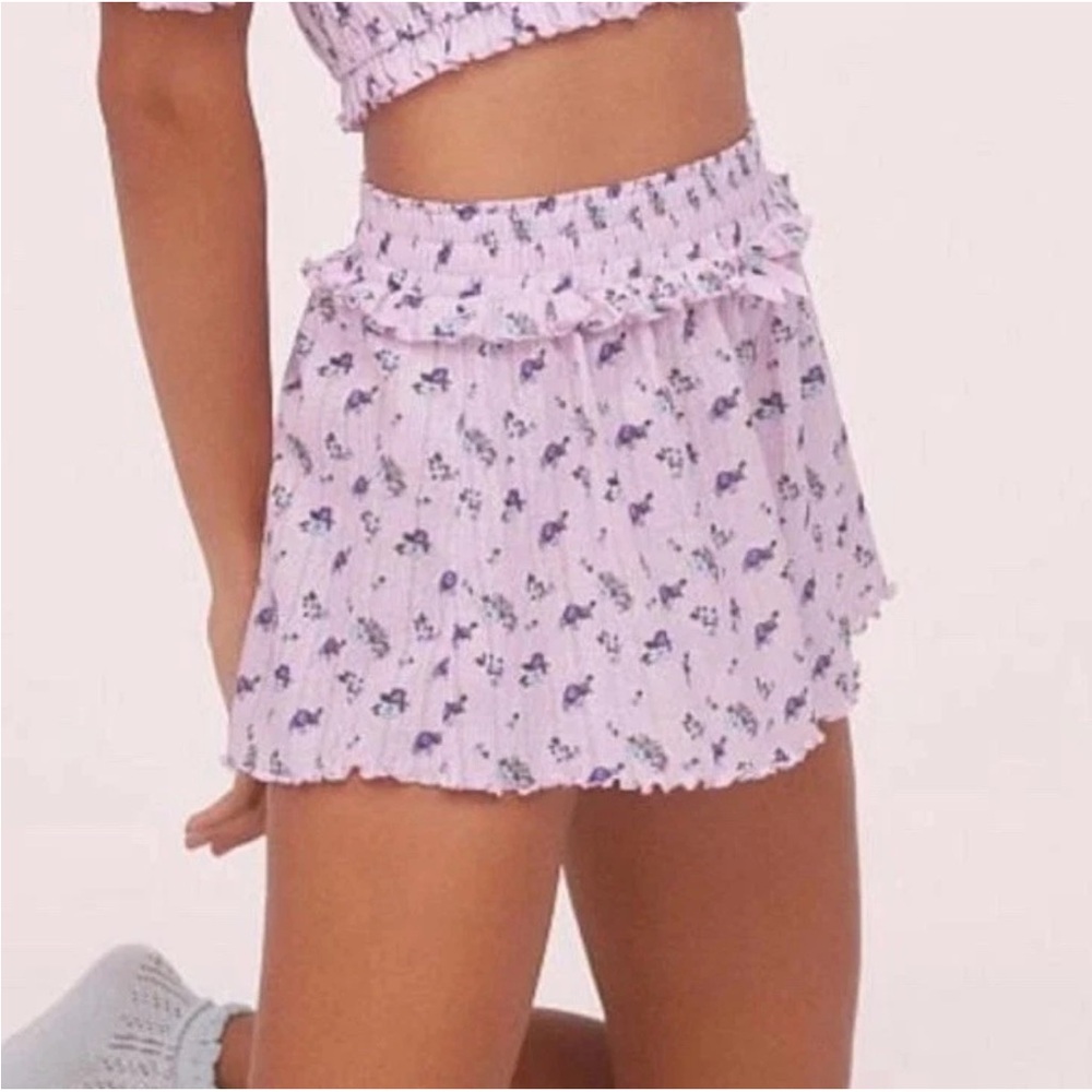 FOR LOVE & LEMONS Lola
Lilac Floral Pointelle Pajama Sleep Shorts Medium